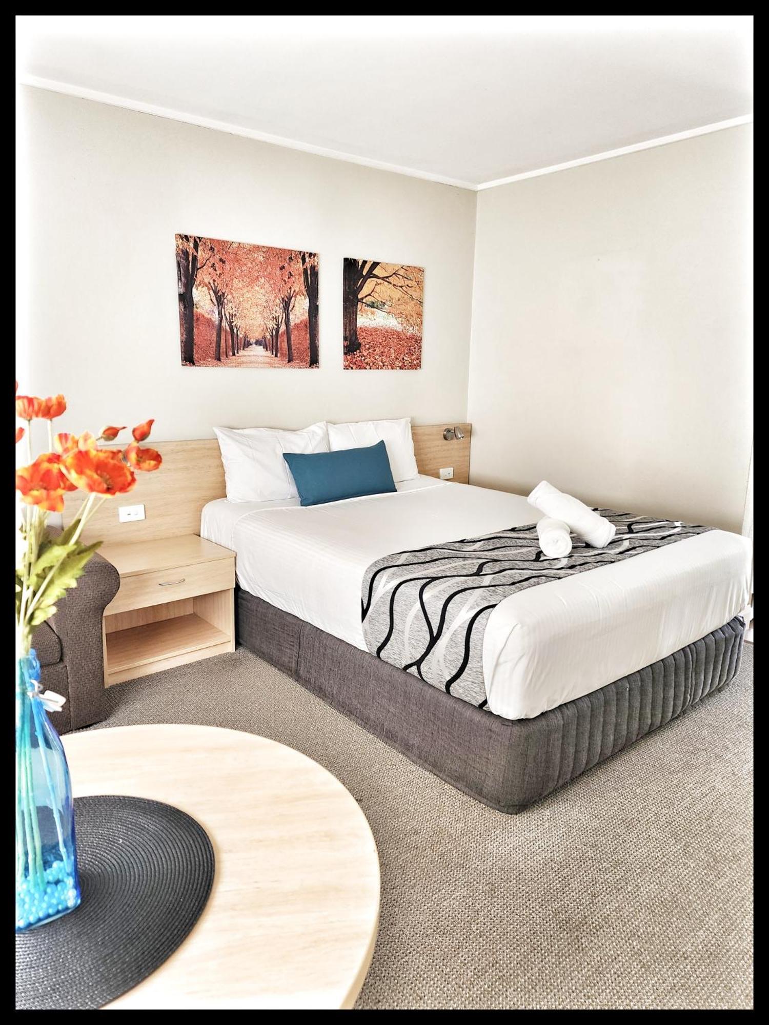 Country Gardens Motel Coonabarabran Esterno foto