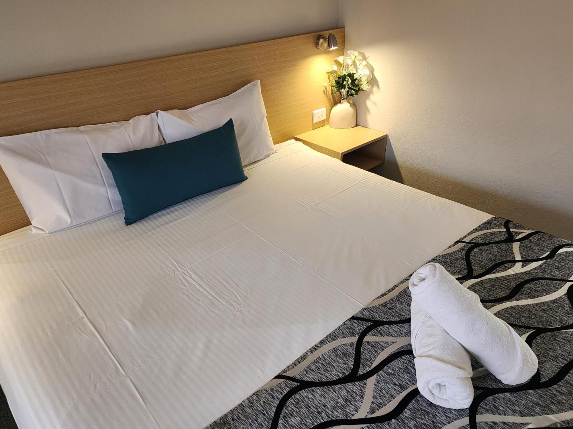 Country Gardens Motel Coonabarabran Esterno foto