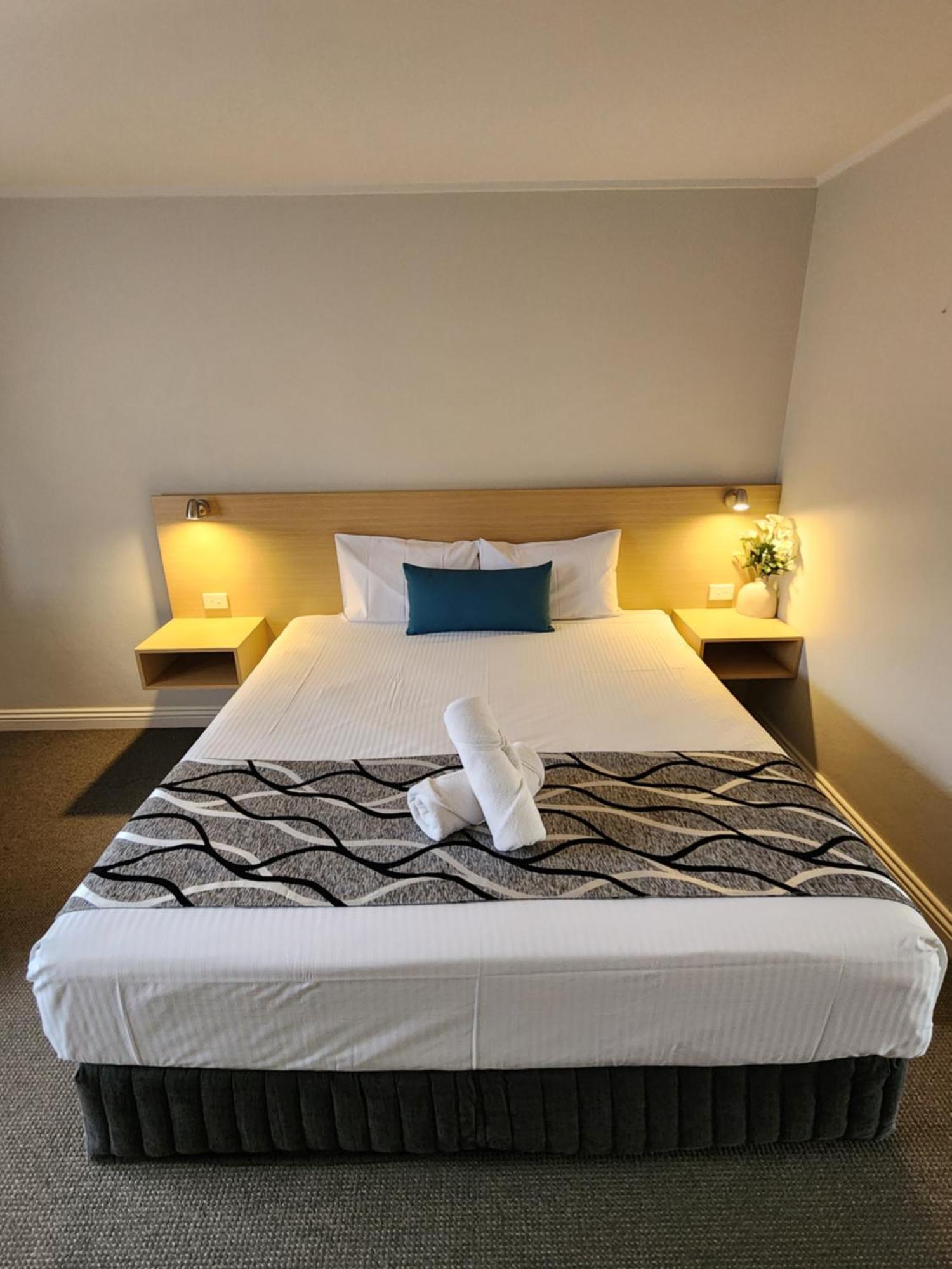 Country Gardens Motel Coonabarabran Esterno foto